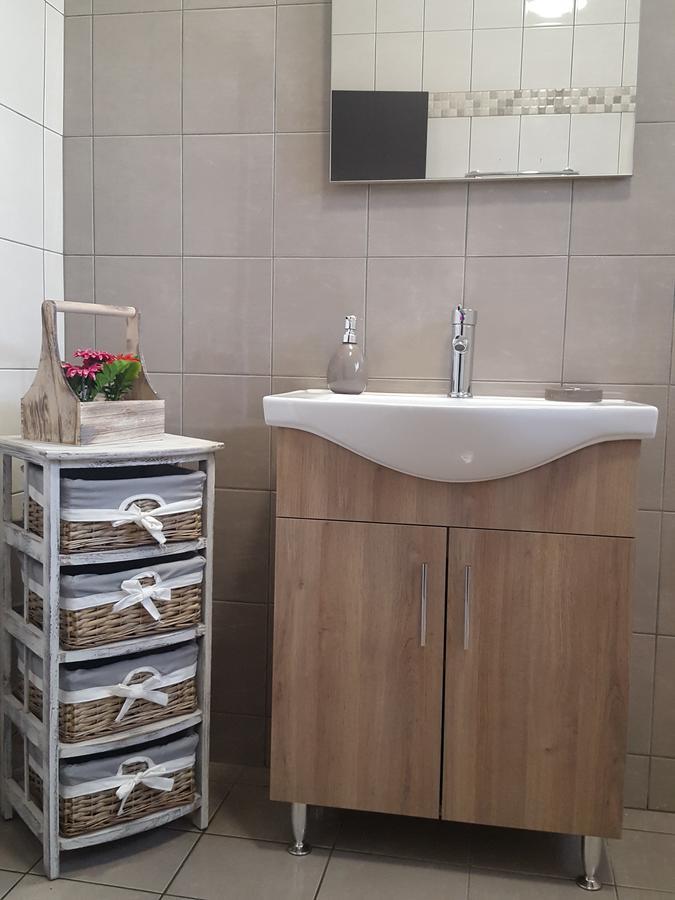 Tom'S House Villa Неа Карвали Екстериор снимка